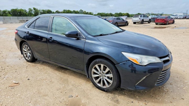 Toyota Camry Xle 2015