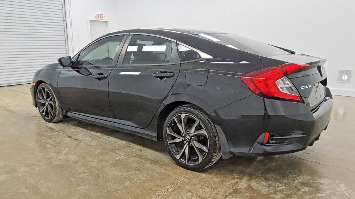 Honda Civic Sport 2021