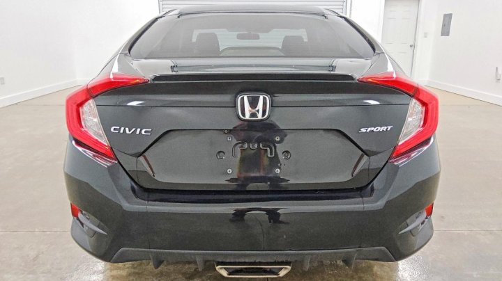 Honda Civic Sport 2021
