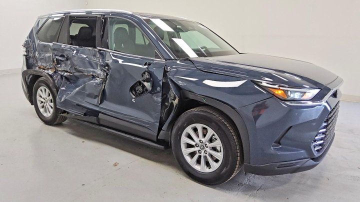 Toyota GRAND Highlander Xle 2026