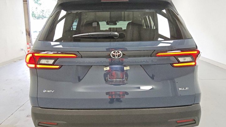Toyota GRAND Highlander Xle 2026