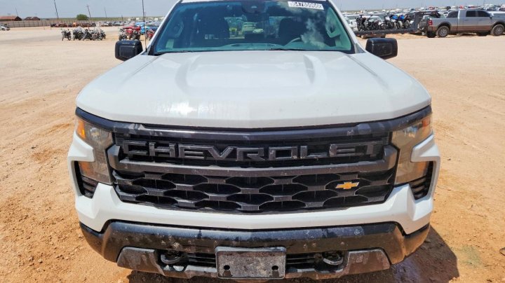 Chevrolet Silverado K1500 2023