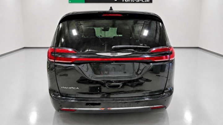 CHRYSLER Pacifica Touring L 2023