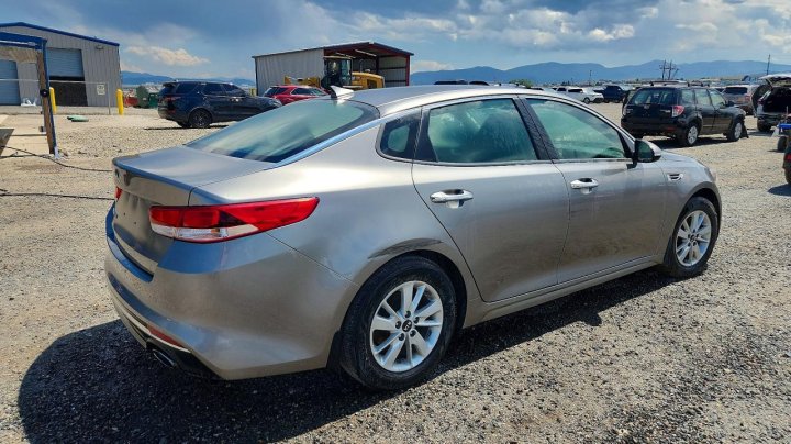 KIA Optima Lx 2016