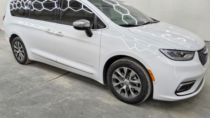 CHRYSLER Pacifica Hybrid Pinnacle 2023