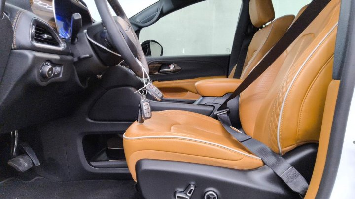 CHRYSLER Pacifica Hybrid Pinnacle 2023