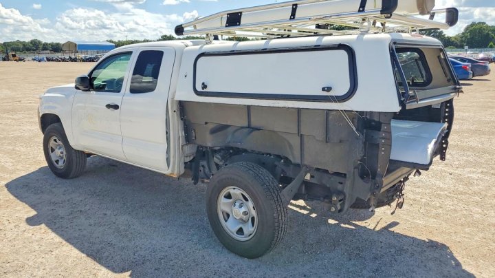 Toyota TACOMA Sr 2023