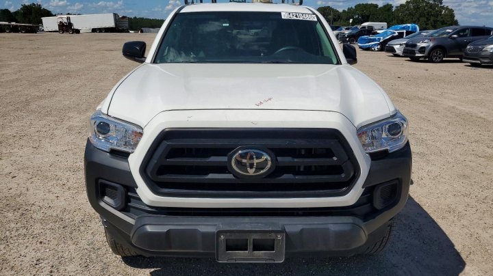 Toyota TACOMA Sr 2023