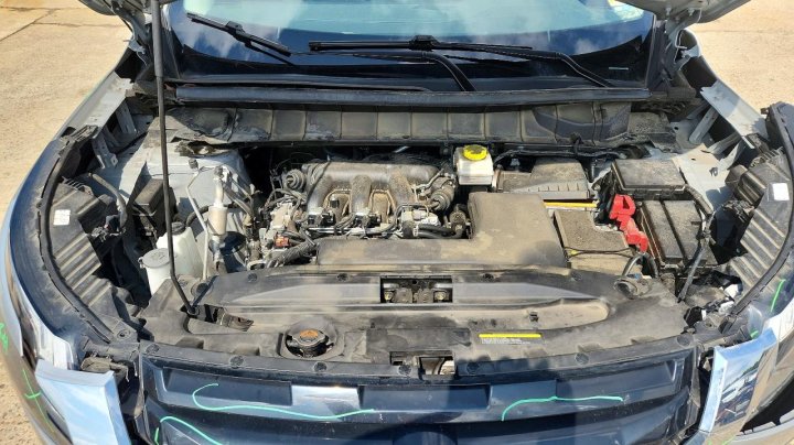 Nissan Pathfinder Sv 2024