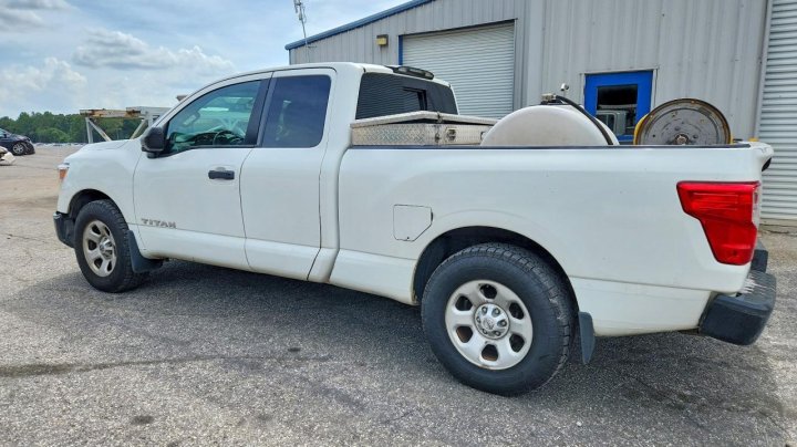 Nissan Titan S 2019