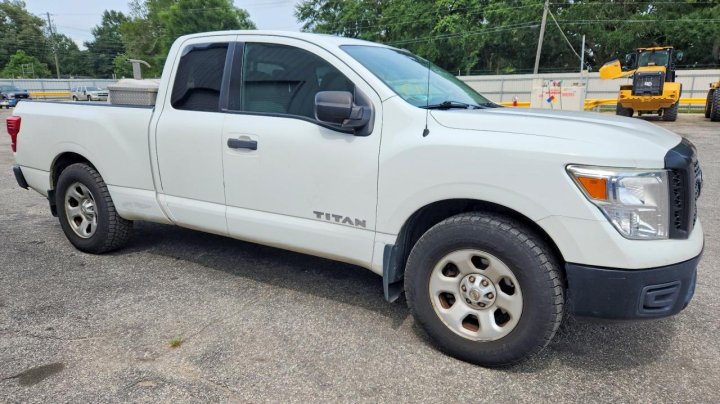 Nissan Titan S 2019