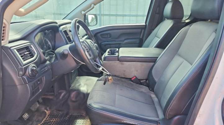 Nissan Titan S 2019