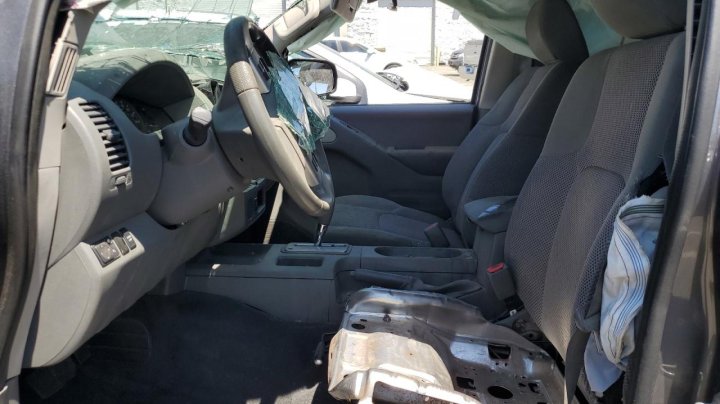 Nissan Frontier S 2019