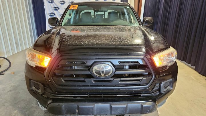 Toyota TACOMA Sr 2018