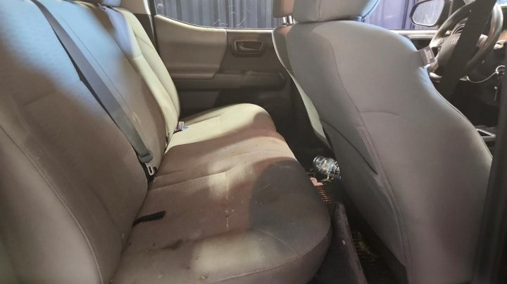Toyota TACOMA Sr 2018