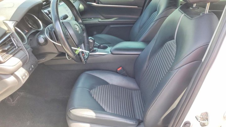Toyota Camry Se 2020