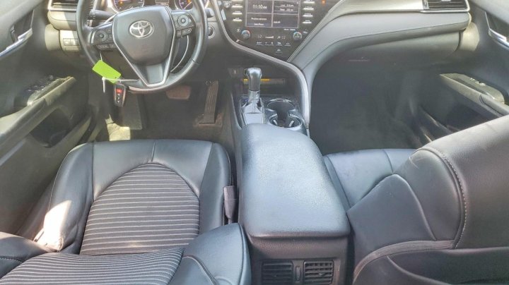 Toyota Camry Se 2020