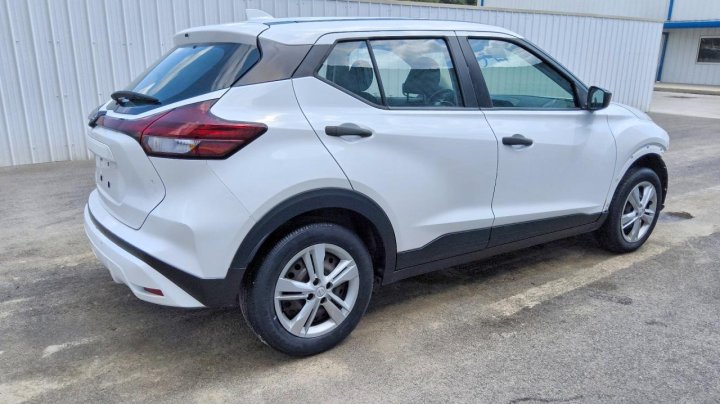 Nissan Kicks S 2023