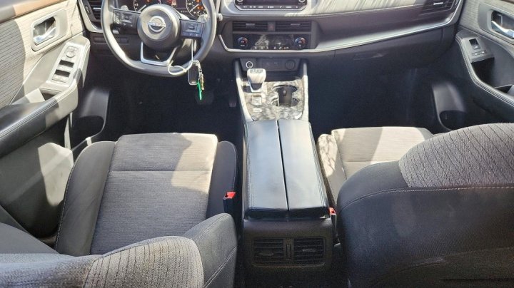 Nissan ROGUE Sv 2023