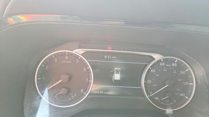 Nissan Pathfinder Sv 2022