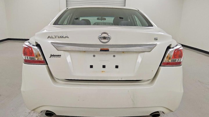 Nissan Altima 2.5 S 2015