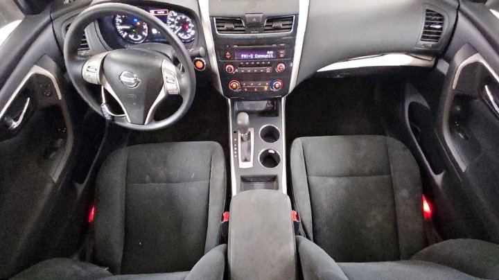 Nissan Altima 2.5 S 2015