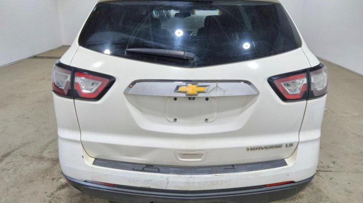 Chevrolet Traverse Ls 2015