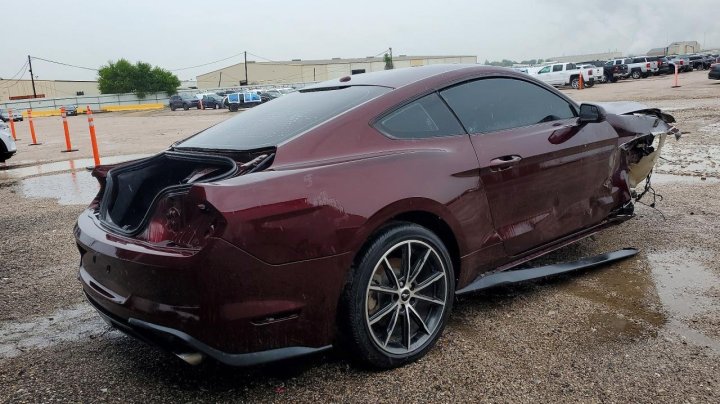 Ford MUSTANG Mustang 2018