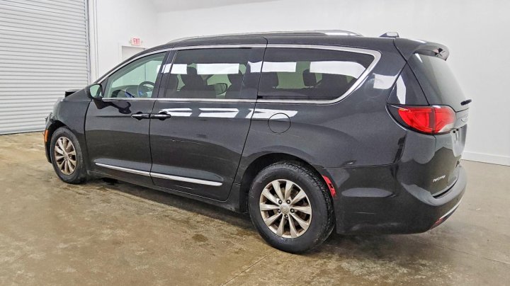 CHRYSLER Pacifica Touring L 2019