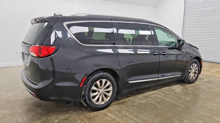 CHRYSLER Pacifica Touring L 2019