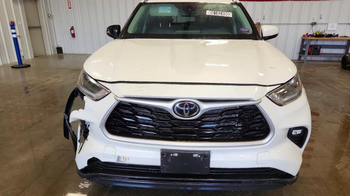 Toyota Highlander Xle 2021