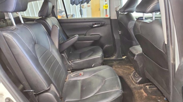 Toyota Highlander Xle 2021