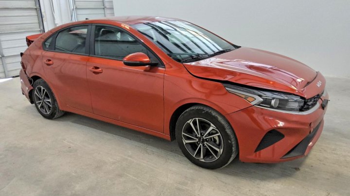 KIA FORTE Lxs 2023