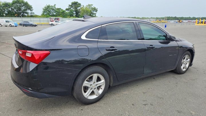 Chevrolet Malibu Ls 2020