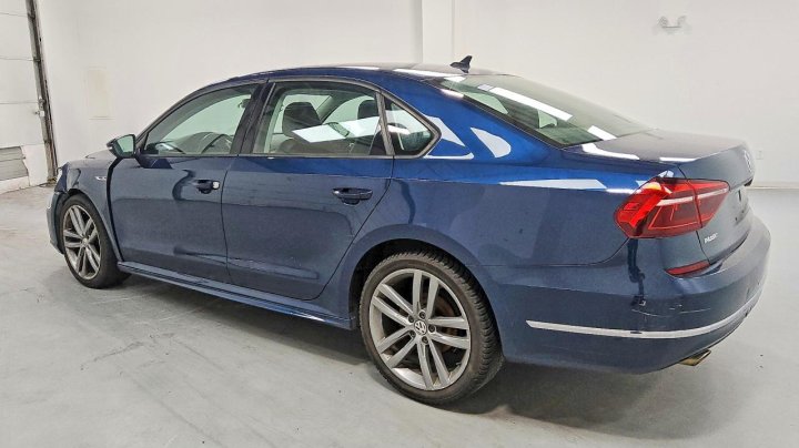 Volkswagen PASSAT S/R-Line 2018