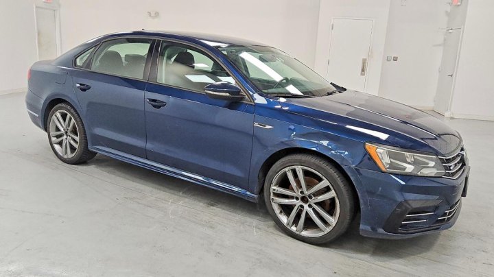 Volkswagen PASSAT S/R-Line 2018