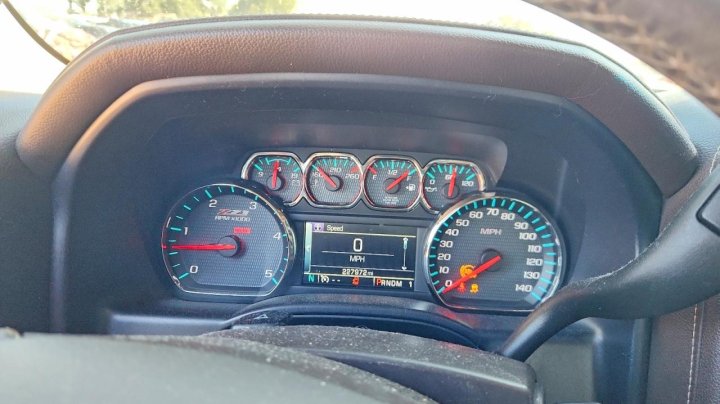 Chevrolet Silverado K2500 Heavy Duty Ltz 2016