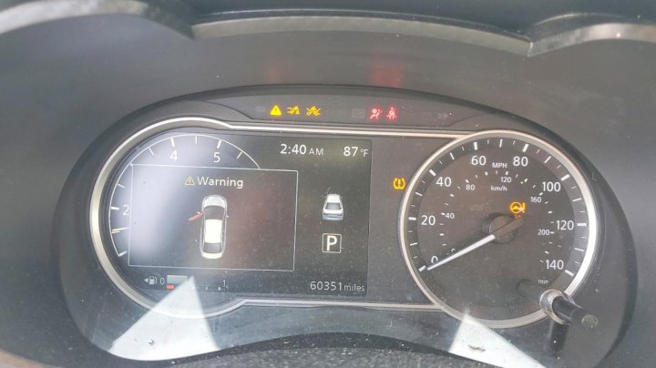 Nissan Versa Sv 2021