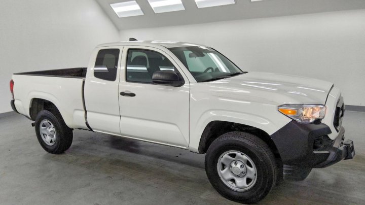 Toyota TACOMA Sr 2021