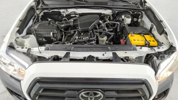 Toyota TACOMA Sr 2021
