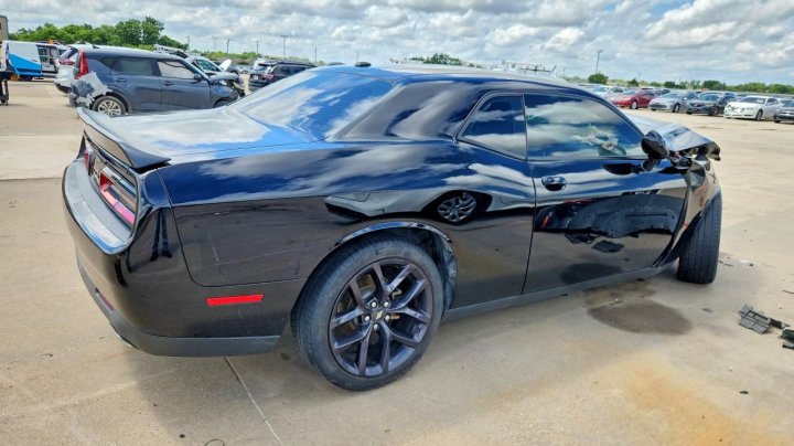 Dodge Challenger Sxt 2021