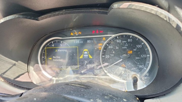 Nissan Versa Sv 2021
