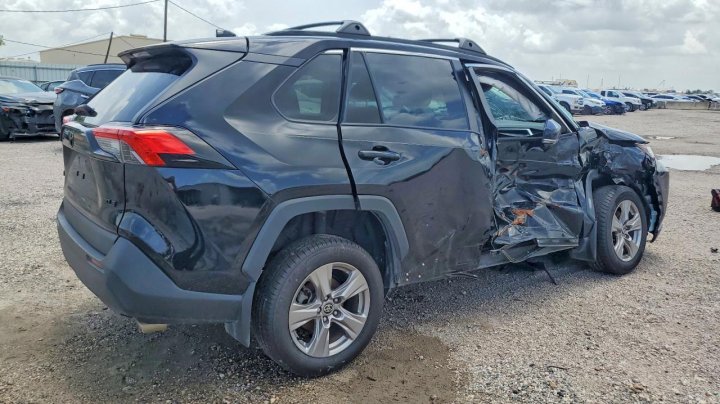 Toyota RAV4 Xle 2022