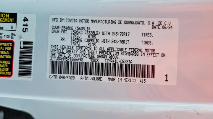 Toyota TACOMA Sr 2024